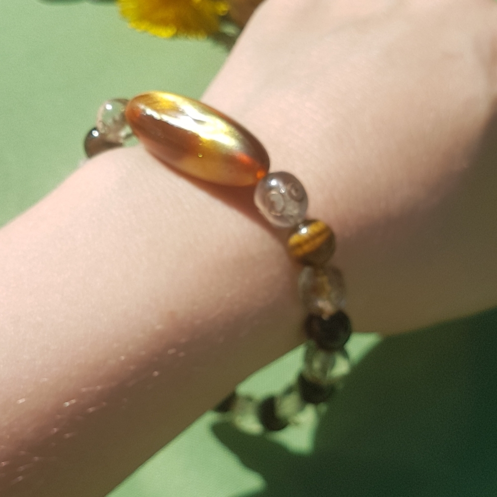 π― Tiger Eye Earth Rune Bracelet - Picture 2 of 10